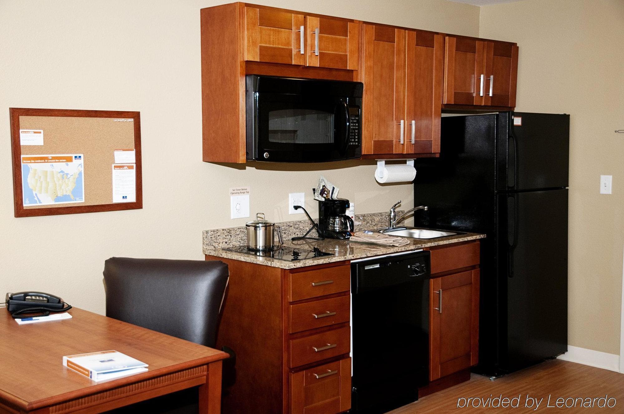 Candlewood Suites Tallahassee By Ihg Rom bilde